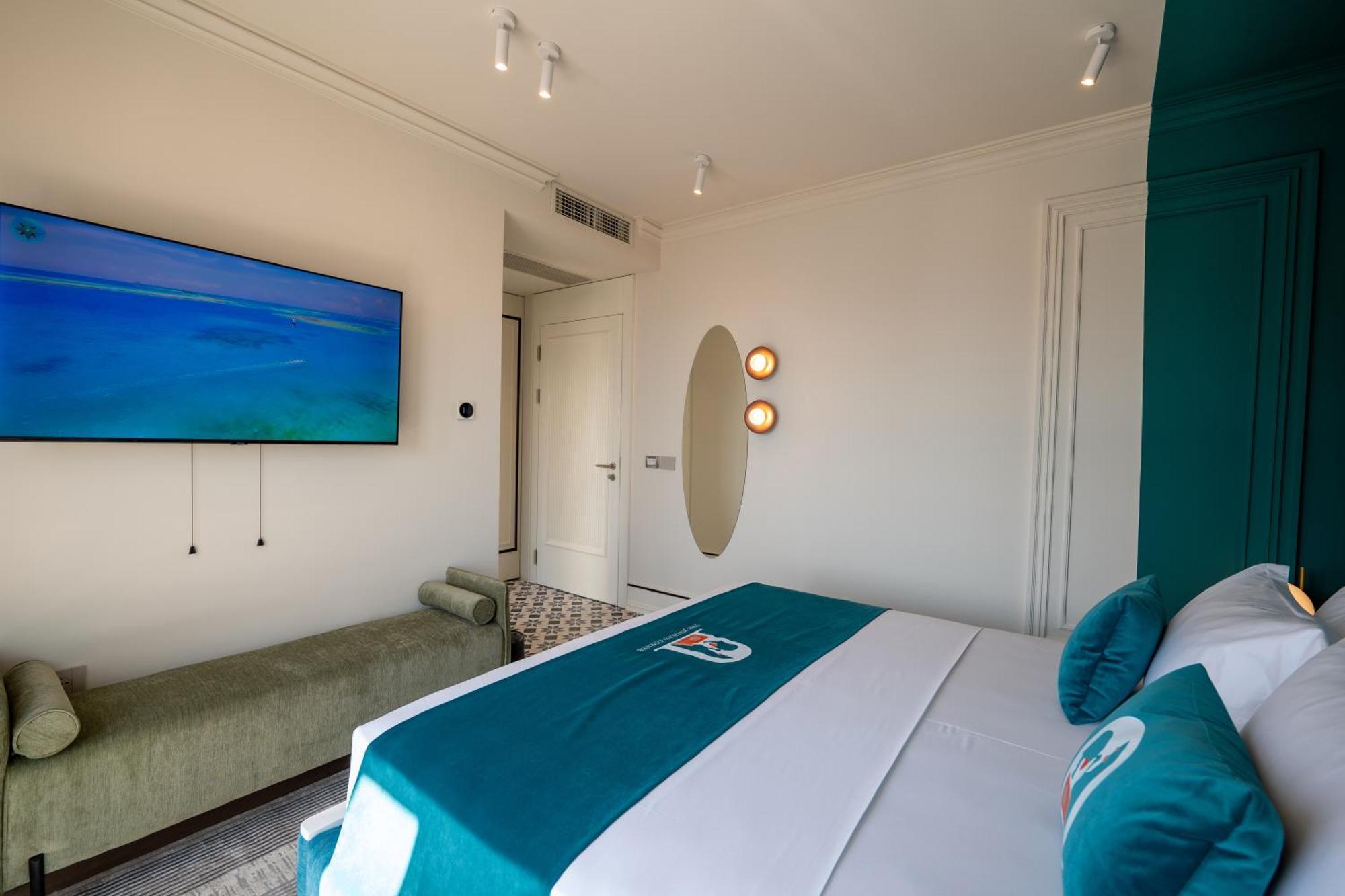 The Collector Hotel Boutique Sarande Bagian luar foto