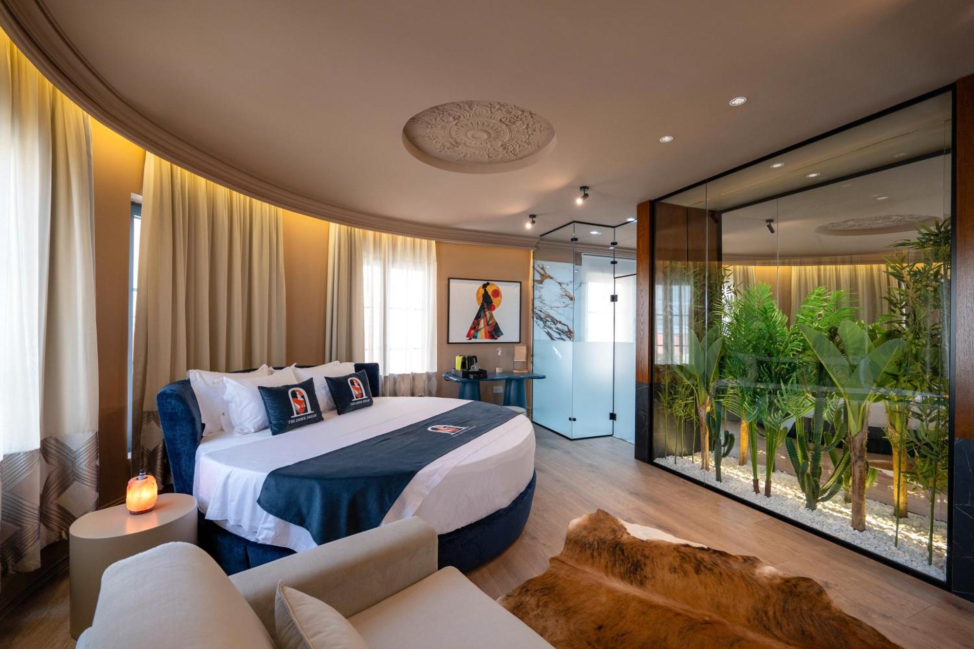 The Collector Hotel Boutique Sarande Bagian luar foto